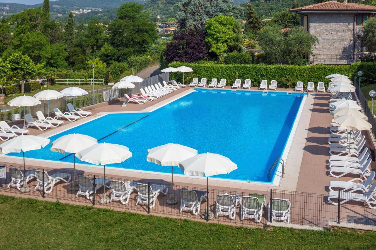 Appartamenti San Carlo กอสเตร์มาโน ภายนอก รูปภาพ